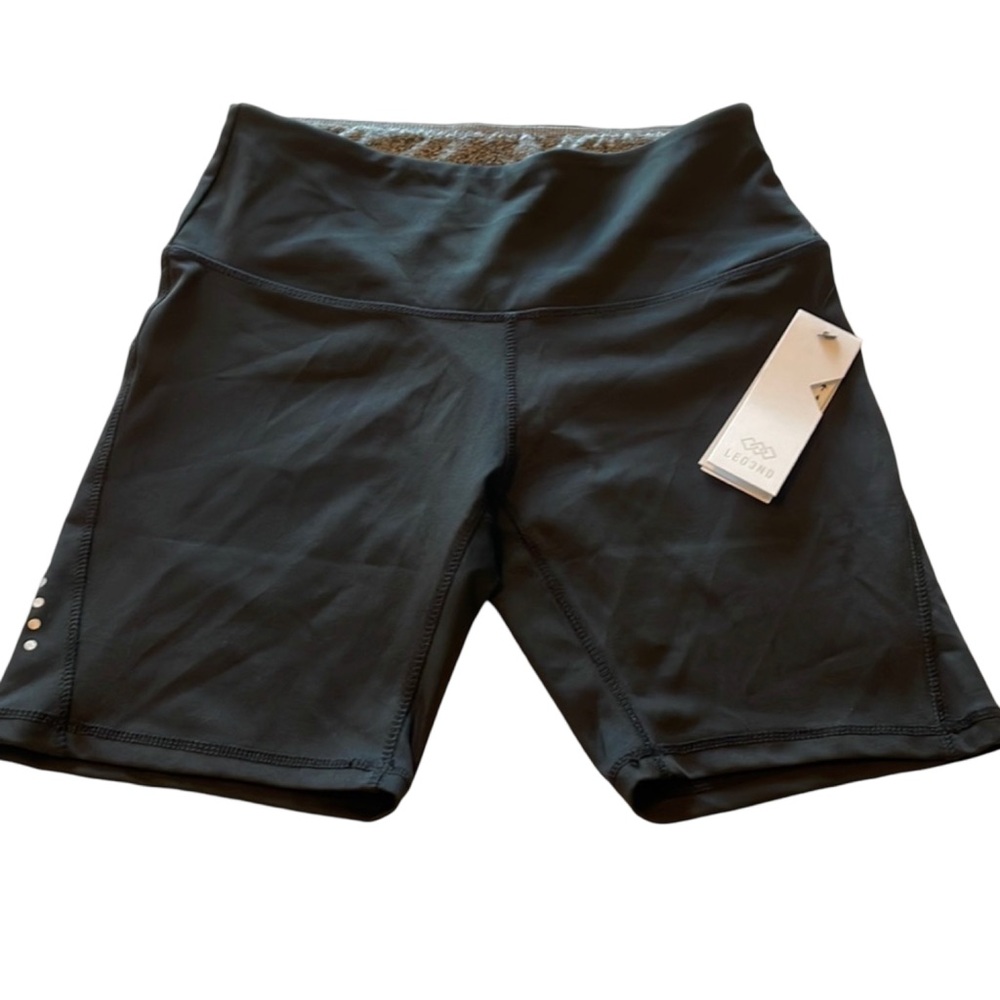 LEG3ND Performance Black Bike Shorts Size Small